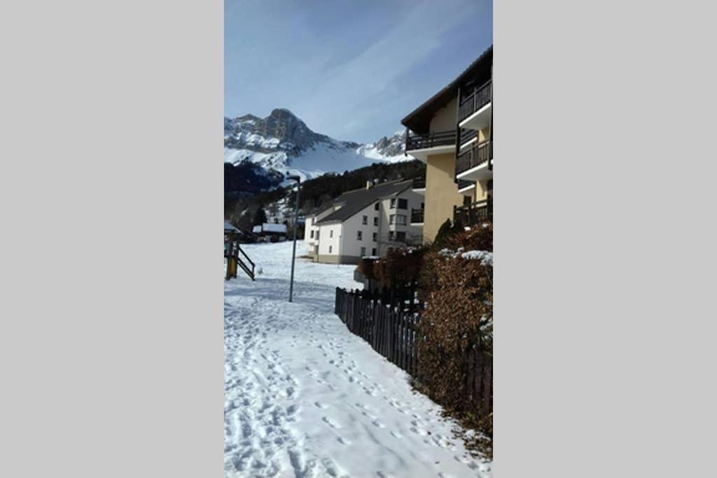 Petit Studio Mansarde 18 M2 Avec Navette Gratuit Aux Pistes De Ski Gresse-en-Vercors Buitenkant foto